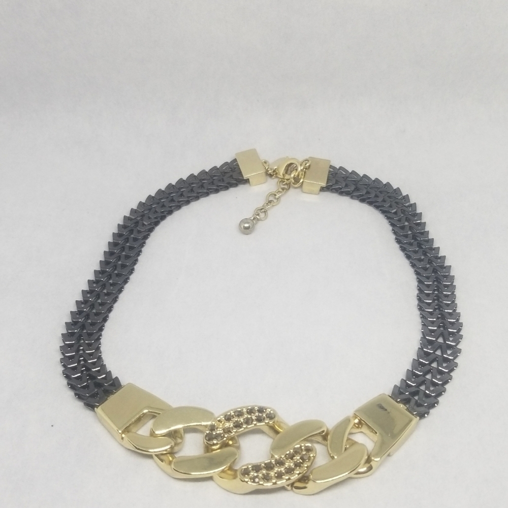 Collar, choker